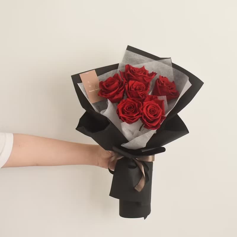 /6朵厄瓜多玫瑰花束/求婚 情人節 生日 七夕 告白 永生花 乾燥花
