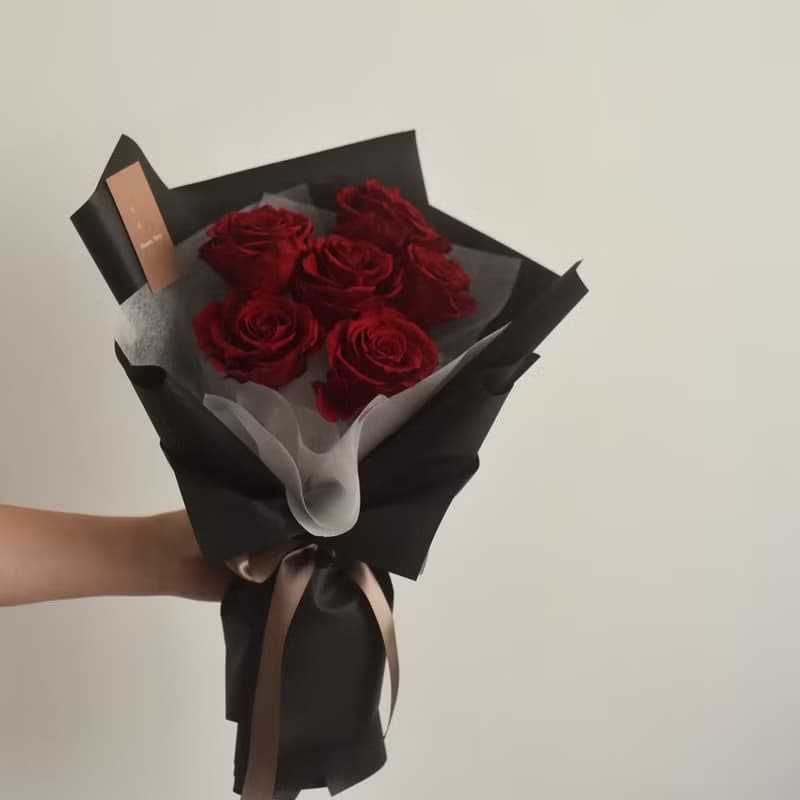 /6朵厄瓜多玫瑰花束/求婚 情人節 生日 七夕 告白 永生花 乾燥花
