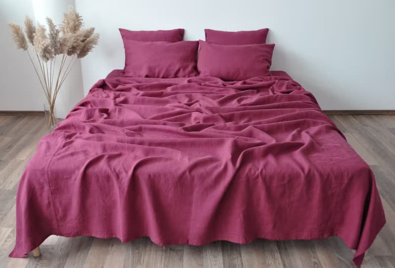 Raspberry linen fitted sheet / Softened linen bed sheet / Deep pocket