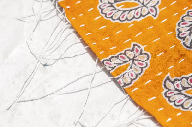 手縫紗麗布拼接絲巾/刺繡絲巾/刺繡圍巾/手縫紗麗線絲巾-珍珠奶茶