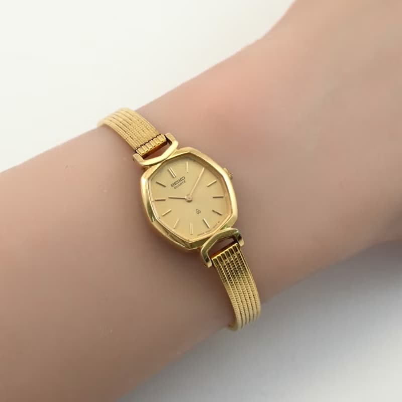 ヴィンテージ SEIKO オクタゴン 20mm ゴールド 文字盤 ステンレス レディース クォーツ 腕時計 手錶 古董錶  日本直送