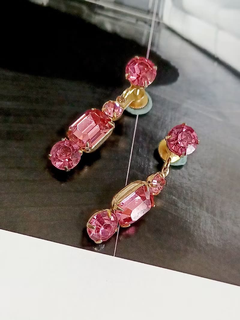 vintage jewelry  典雅垂墜造型粉光萊茵 夾式耳環