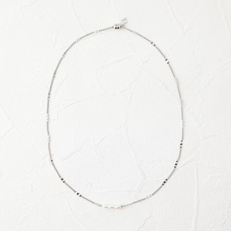 【Pinkoi限定】3 pearl dots magnet necklace SV ニッケルフリー マグネット　 淡水パール　チェーンネックレス　シルバー