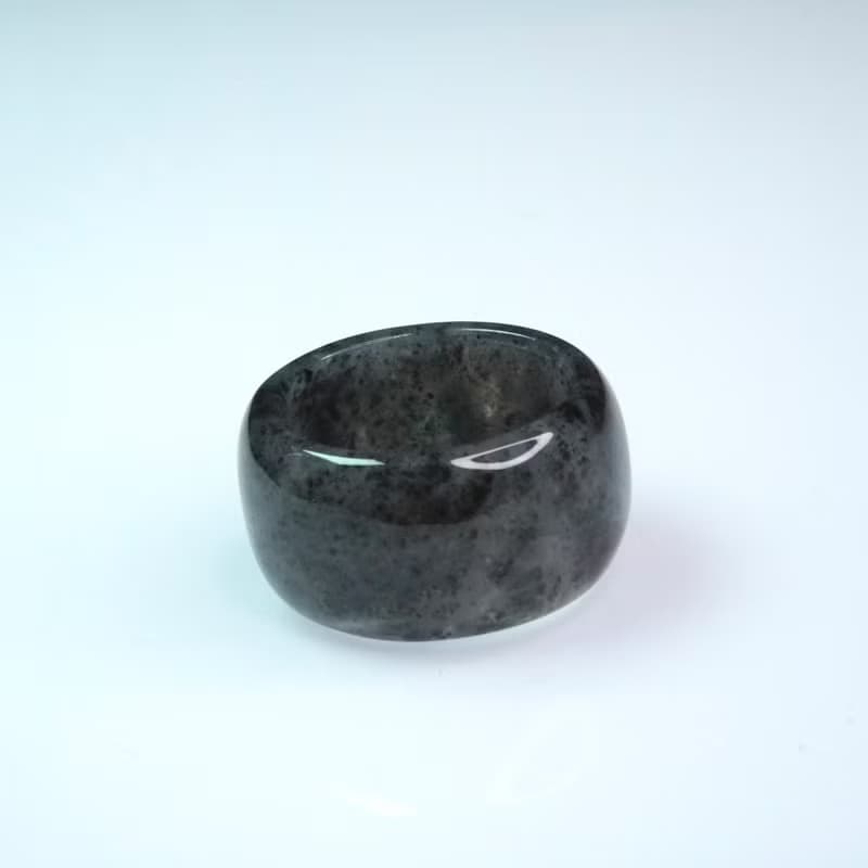 冰烏雞翡翠扳指 | 國際17.5圍| 天然緬甸玉A貨翡翠 | 送禮