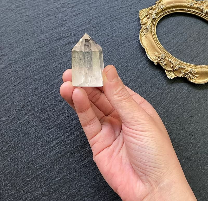 能量擺件-天使之翼 天然冰透可愛胖胖藍針白水晶能量柱 冥想 療癒
