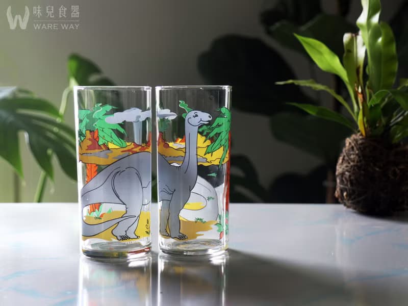 早期壺杯組－恐龍樂園 (餐具/舊貨/老物/玻璃/圖案/花樣)