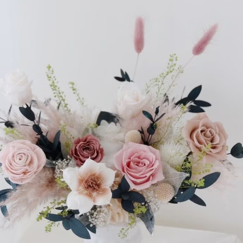 古典高腳花翁永生盆花 奶茶粉永生花 永生玫瑰花 開幕盆花