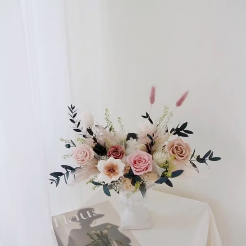 古典高腳花翁永生盆花 奶茶粉永生花 永生玫瑰花 開幕盆花