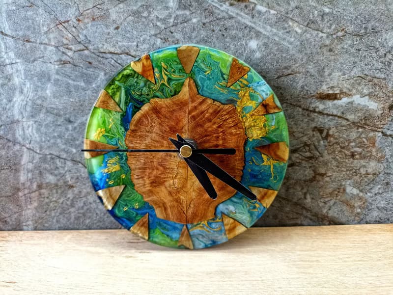 鐘 手 工藝品 生日禮物 居家裝飾 Wall clock wood and resin / Wall decor