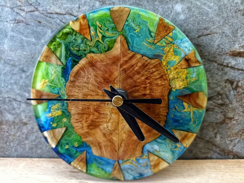 鐘 手 工藝品 生日禮物 居家裝飾 Wall clock wood and resin / Wall decor
