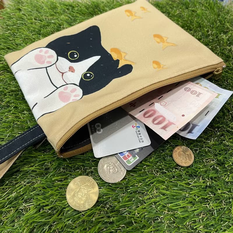 捕魚高手的金魚咪,有貓手拿包