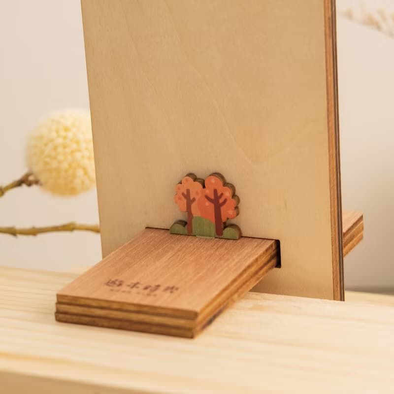 【微風景手機架-趣遊阿里山】台灣紀念品 / 名片座 / 辦公小物