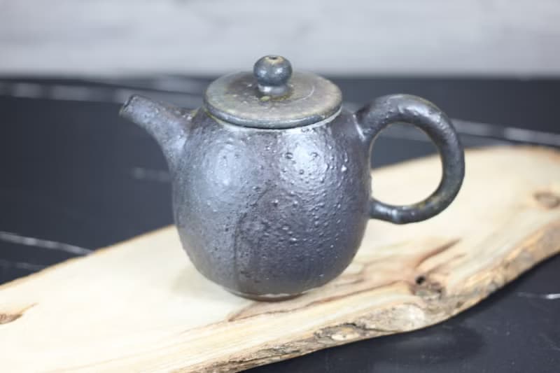 【母親節禮物】200ml 柴燒天目釉 手拉坯茶壺 名家葉敏祥手作