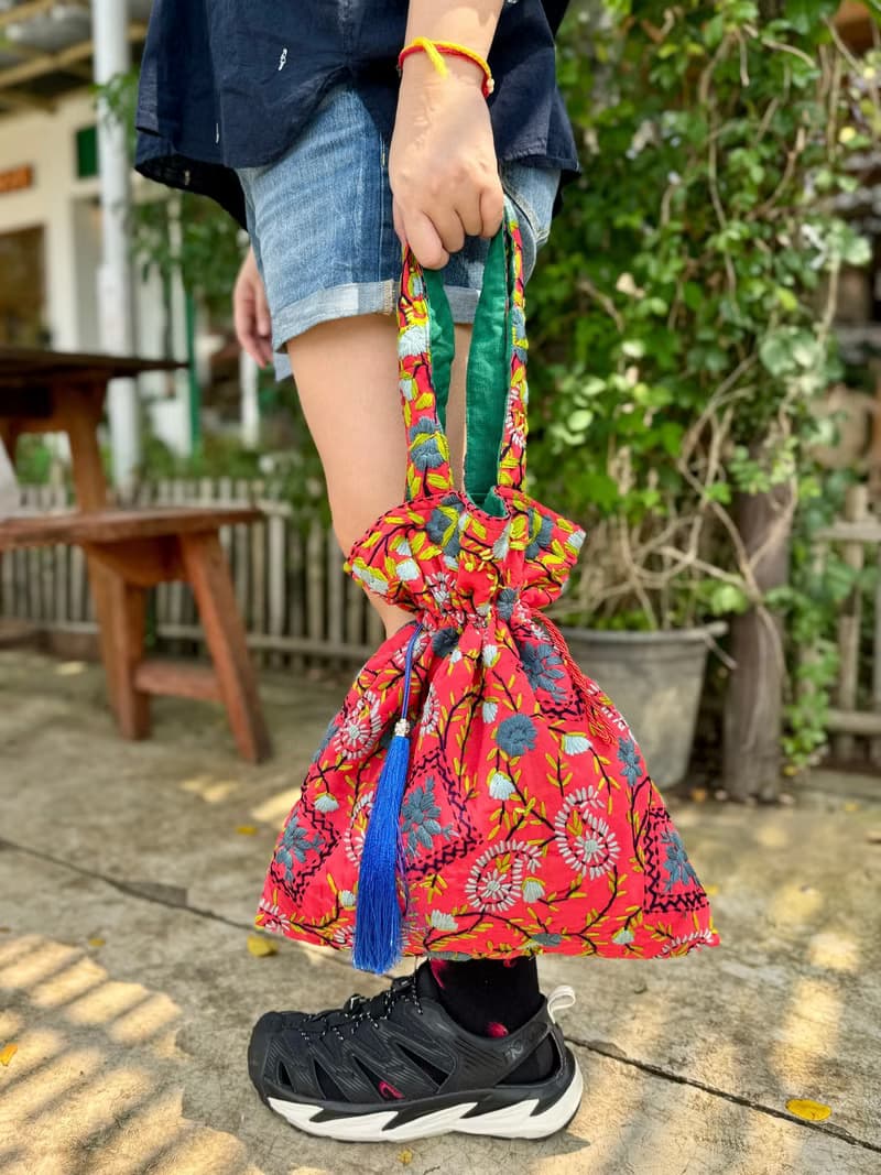 手工刺繡 橙紅色 花卉 索繩束口 手袋 手提包