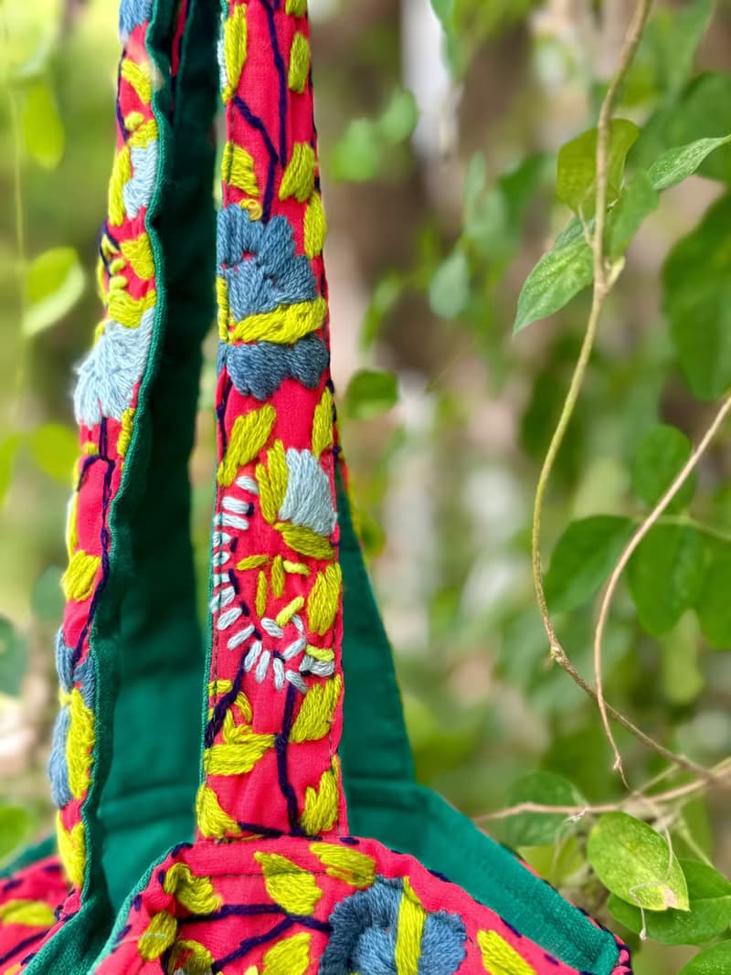 手工刺繡 橙紅色 花卉 索繩束口 手袋 手提包