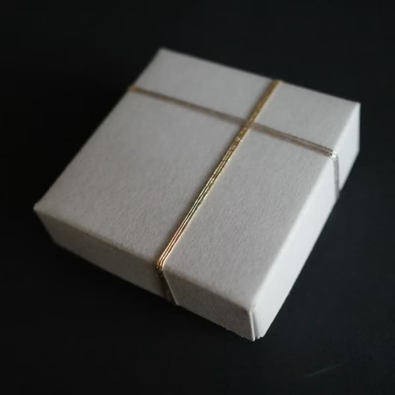 Lace Pearl 金屬蕾絲耳飾 Silver color