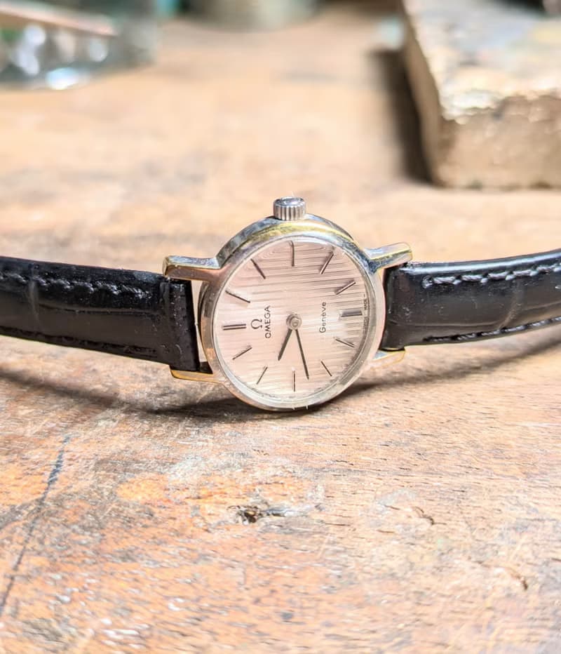 Omega 手上鍊機械錶 橢圓形古董錶 vintage watch