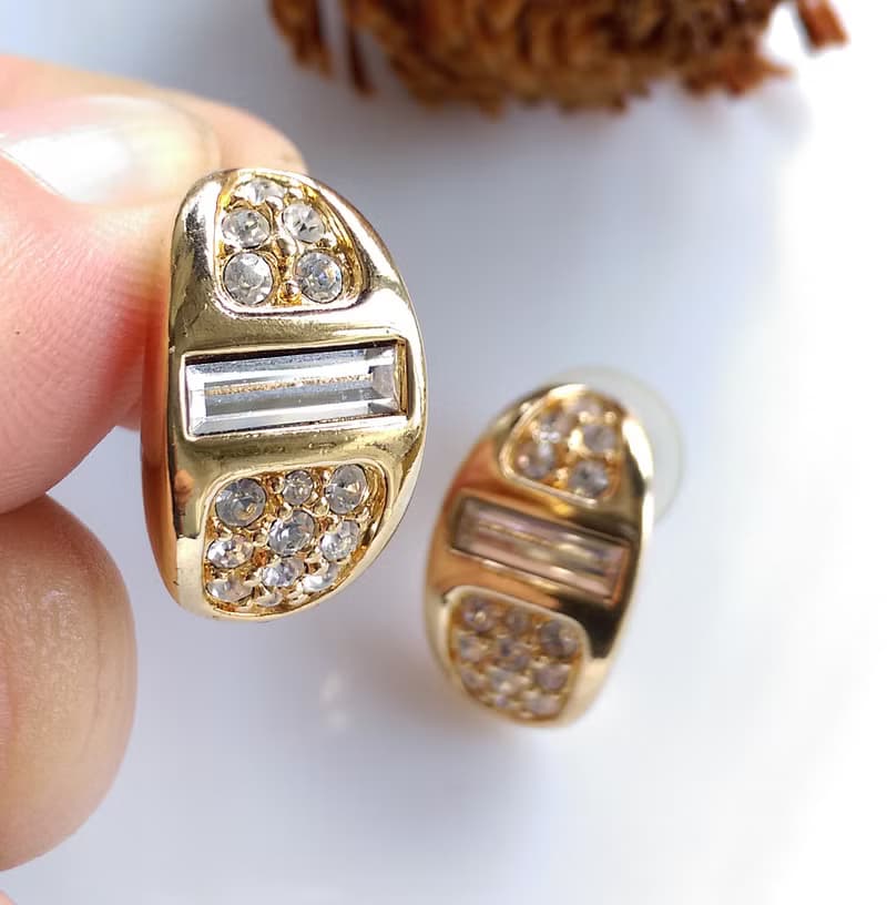 Vintage Jewelry 西洋古董飾品 SWAROVSKI 都會 針式耳環