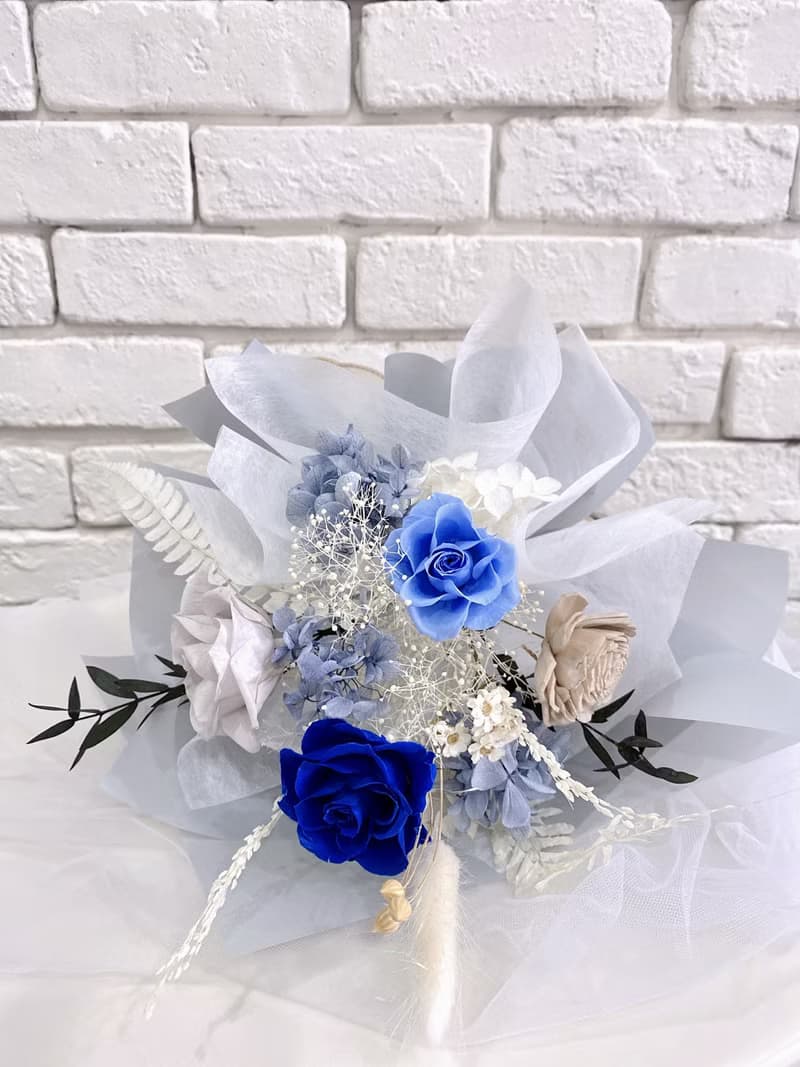 浪漫藍玫瑰永生花束 日本大地農園永生花 情人節花束