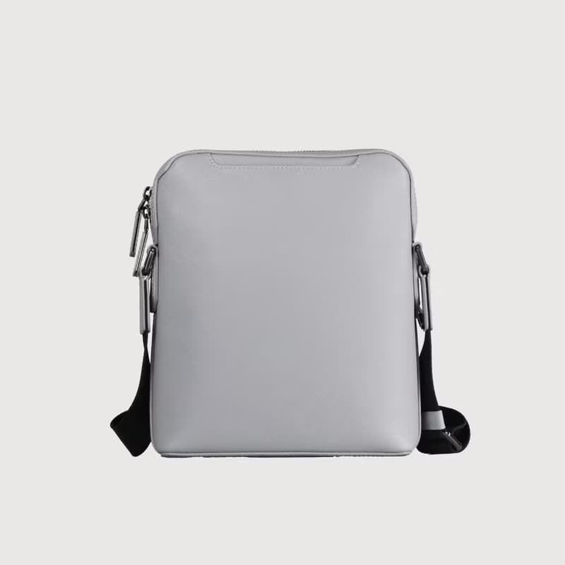 【滿3999送鑰匙圈】格瑞克-E 直式斜背包-深藍/石灰白/BF573-17