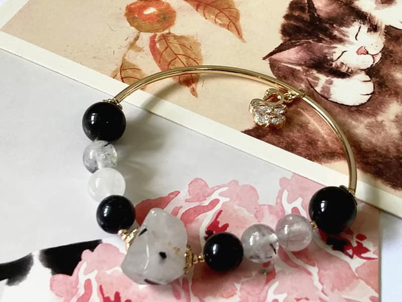 【黑天鵝。水晶手串】天然黑髮晶、金曜石|招財、避邪