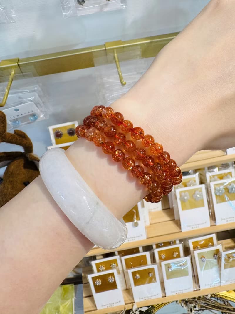 A精品高冰爆閃金太陽太陽石5.8-6mm水晶化太歲事業財富正能量避邪