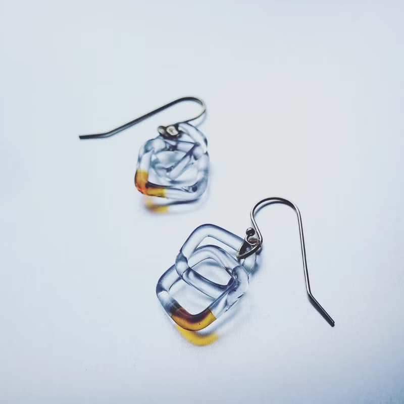 Square Chain Earring / Amber