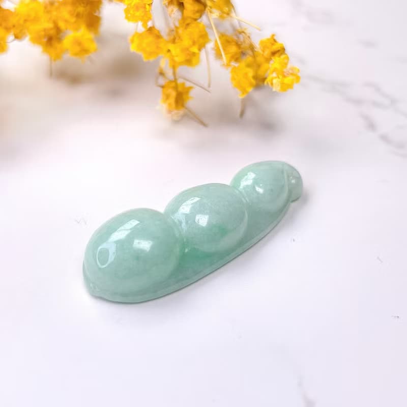 【連中三元】飄綠翡翠福豆項鍊 | 天然緬甸玉翡翠A貨 | 送禮