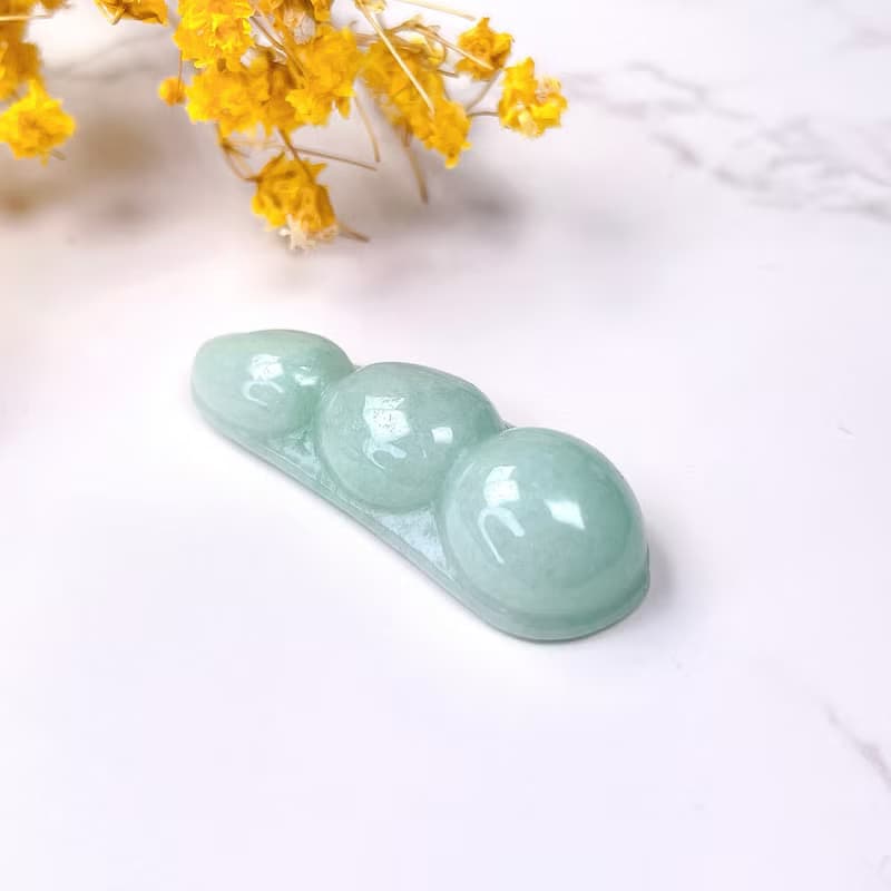 【連中三元】飄綠翡翠福豆項鍊 | 天然緬甸玉翡翠A貨 | 送禮