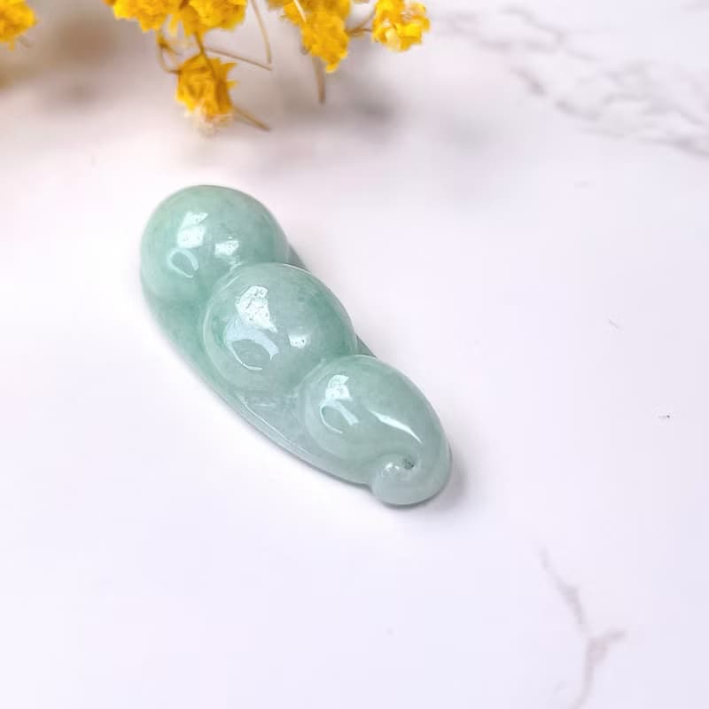 【連中三元】飄綠翡翠福豆項鍊 | 天然緬甸玉翡翠A貨 | 送禮