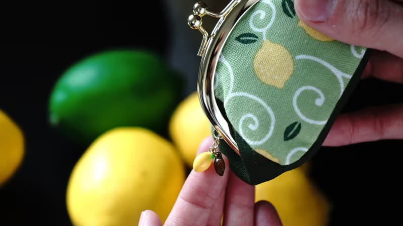 零錢包 FristLove青春新滋味立體 口金包 附檸檬吊飾