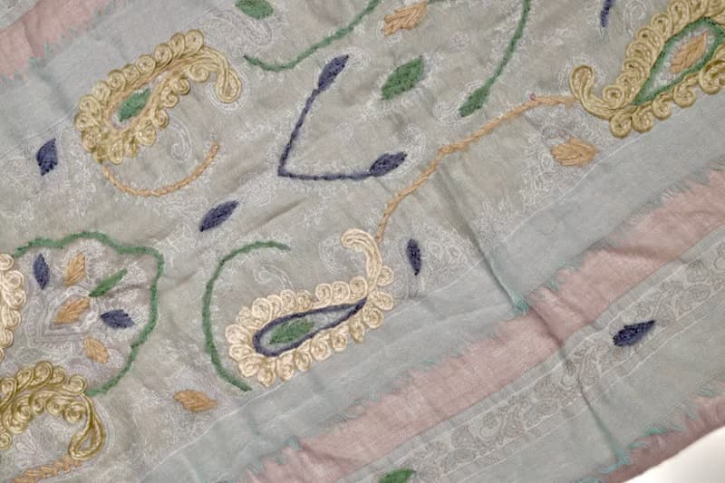 【情人節禮物】喀什米爾水煮羊毛手工刺繡圍巾披肩藕粉色粉綠三層