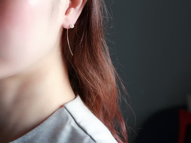 14kgf- tiny pearl line pierced earrings
