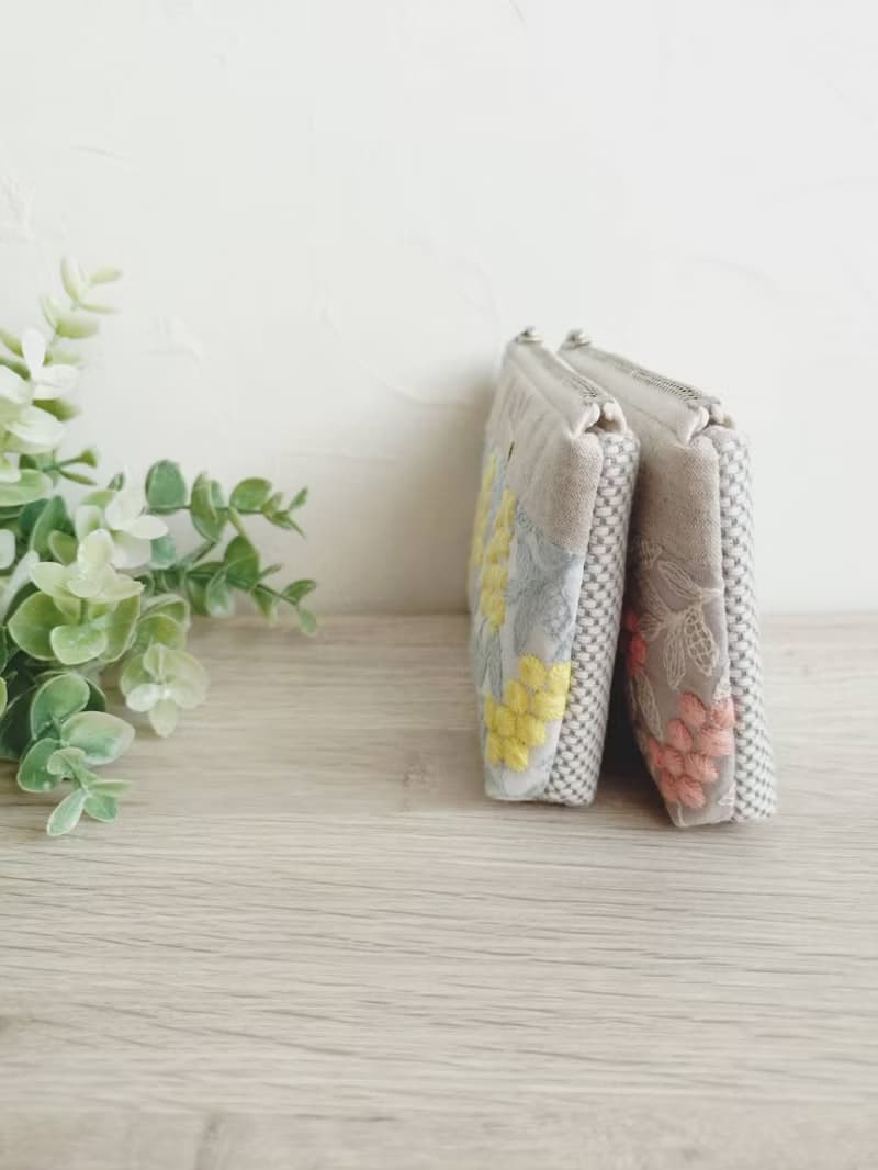【FWL/四層小錢包】日本刺繡 金合歡 黃 粉 日本刺子布 法國銀蔥