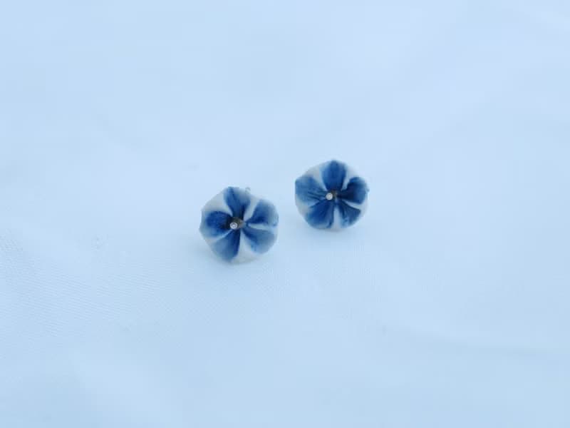 Pluie de fleurs白瓷2way純銀耳環