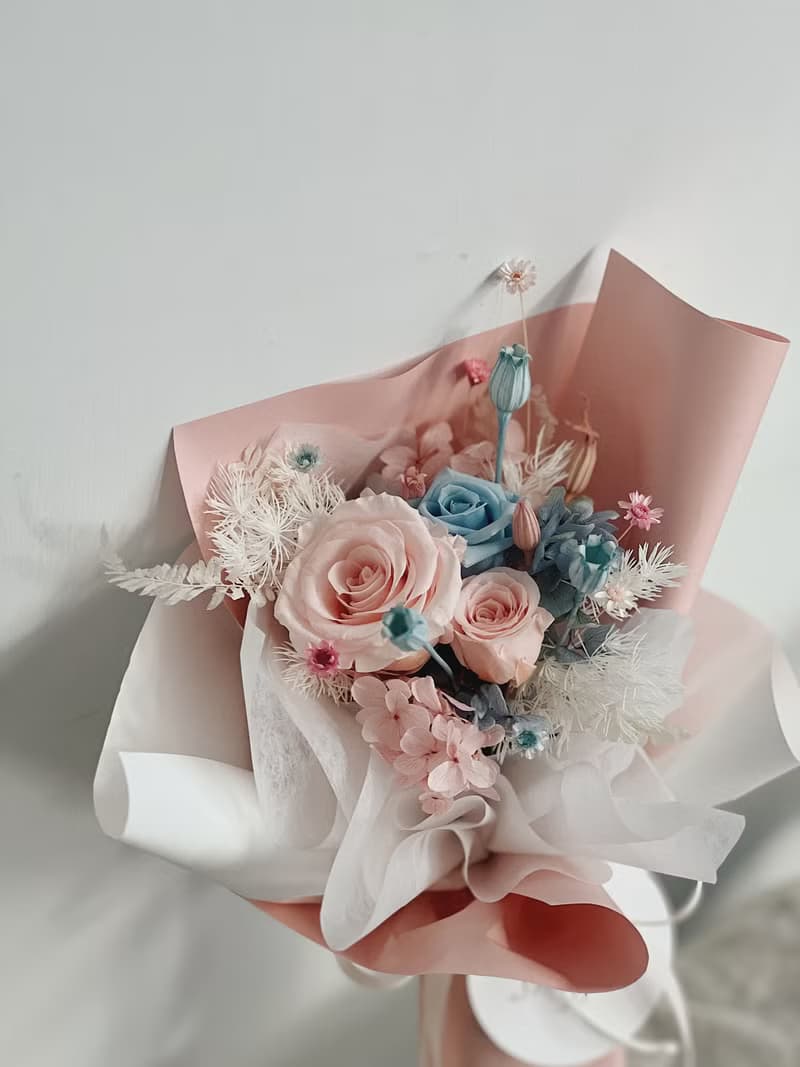 【永生玫瑰花花束】• 情人節/永生玫瑰花/永生玫瑰花花束/玫瑰花