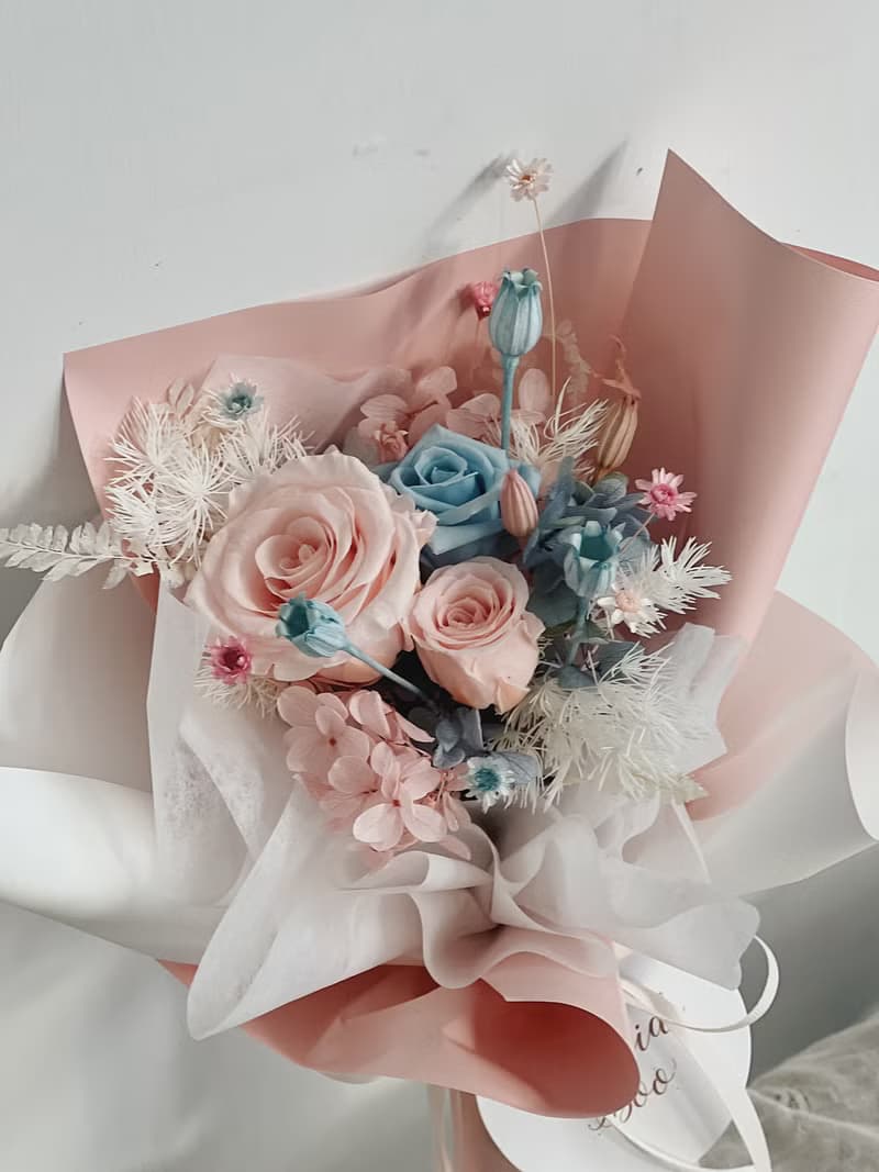【永生玫瑰花花束】• 情人節/永生玫瑰花/永生玫瑰花花束/玫瑰花