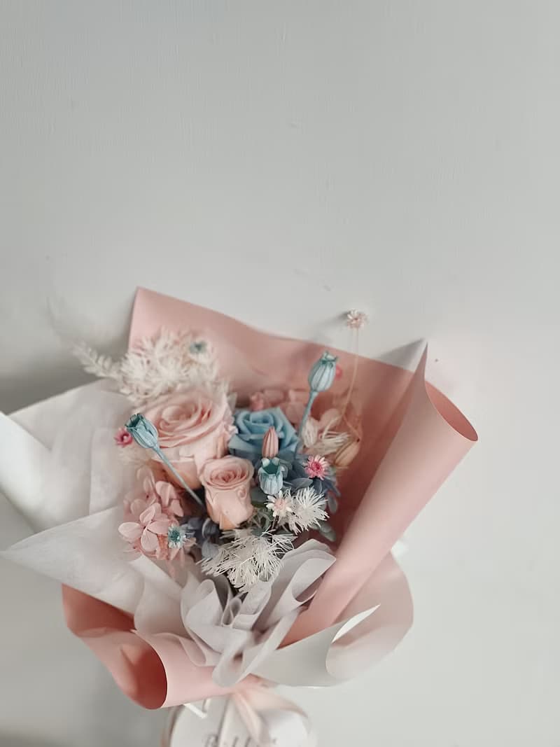 【永生玫瑰花花束】• 情人節/永生玫瑰花/永生玫瑰花花束/玫瑰花