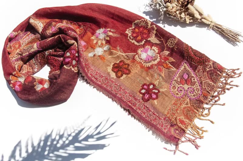 喀什米爾Cashmere/水煮羊毛披肩/針織圍巾/刺繡圍巾/羊絨披巾-花