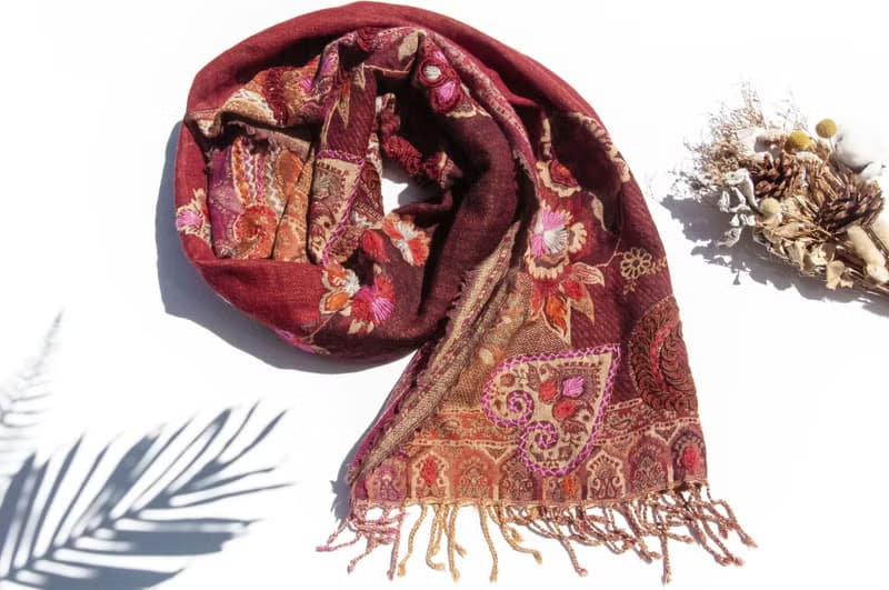 喀什米爾Cashmere/水煮羊毛披肩/針織圍巾/刺繡圍巾/羊絨披巾-花