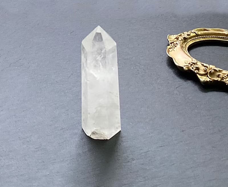 天然彩虹暴風雪白水晶能量柱 消磁淨化 招財開運 淨化氣場 防小人
