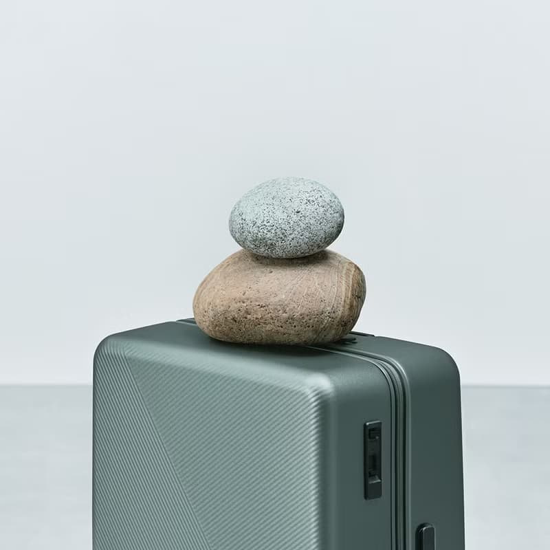 日本OLtimo行李箱/100%PC輕量、抗衝擊/一鍵止滑/靜音避震輪/28吋