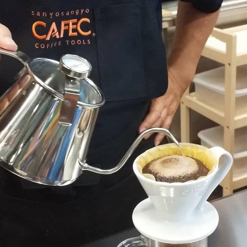 【熱銷補貨】日本CAFEC 花瓣型陶瓷濾杯-白色 / 共2款