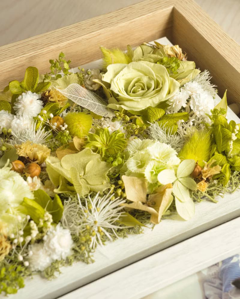 情人節馬卡龍永生花禮 - 開心果雙旋轉相框