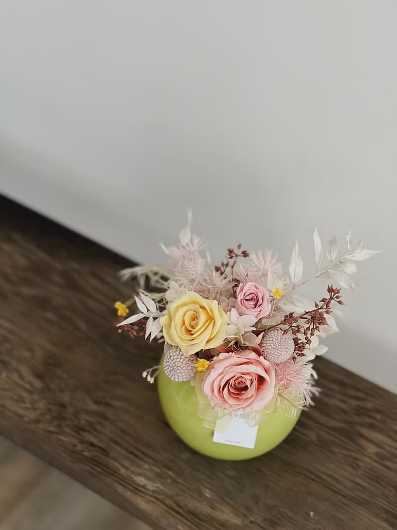 【永生玫瑰花盆花】• 情人節禮物/生日禮物/永生花/永生玫瑰花