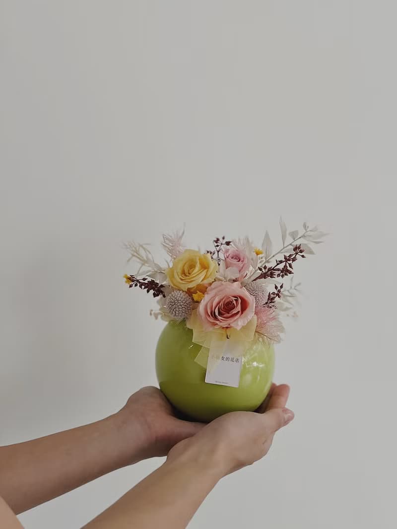 【永生玫瑰花盆花】• 情人節禮物/生日禮物/永生花/永生玫瑰花