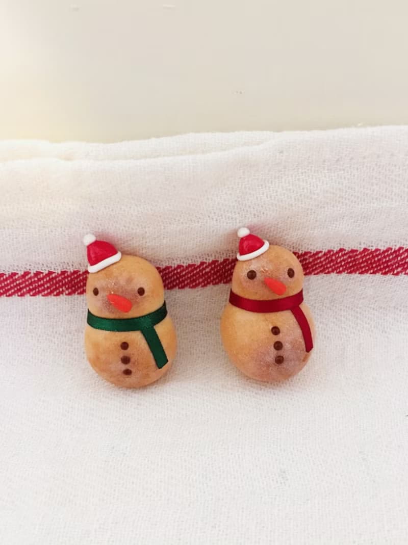 I 聖誕限定 I 袖珍麵包磁鐵 — 聖誕糖霜小雪人