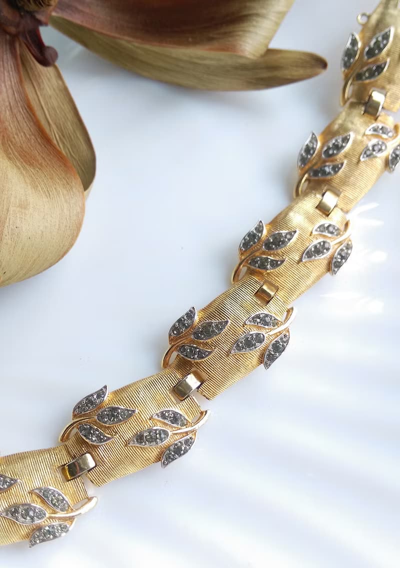 Vintage Jewelry 西洋古董飾品 Trifari Garden of Eden 手鍊