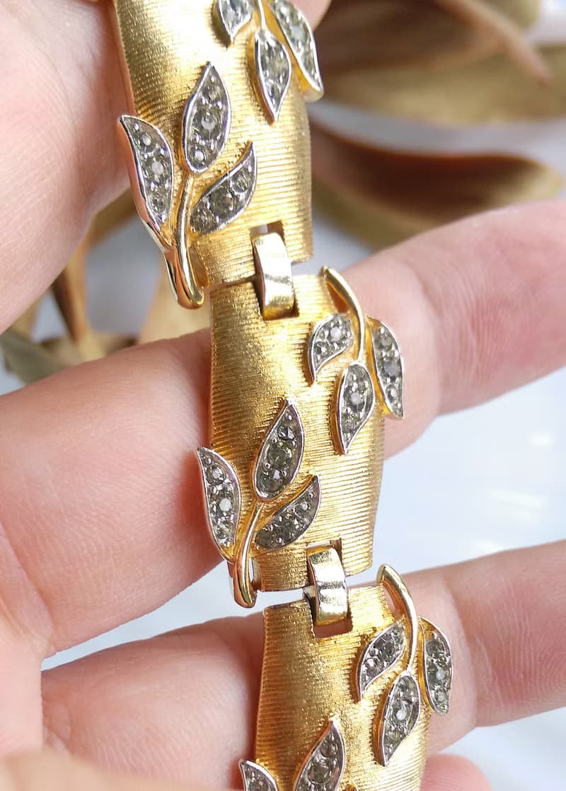 Vintage Jewelry 西洋古董飾品 Trifari Garden of Eden 手鍊