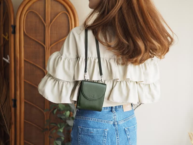 Tart (Green) : Short wallet, Cow leather, Wallet with long strap, Green